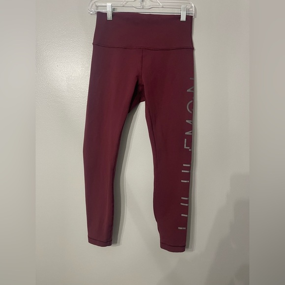 lululemon athletica Pants - Lululemon Special Edition Women's Maroon Leggings Size 8 Gold Symbol